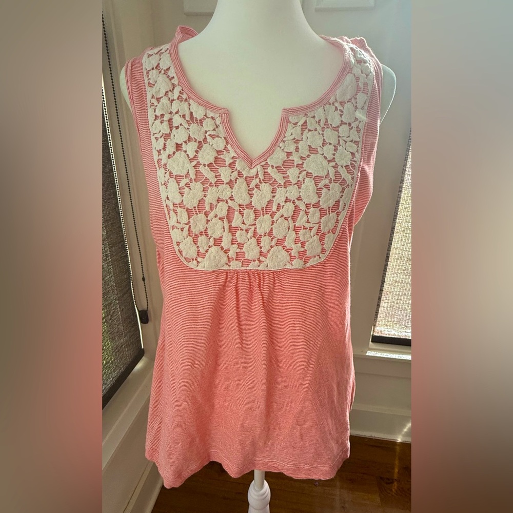 Eddie Bauer. Red & White Striped Tank w/White Crochet Embroidery. Medium